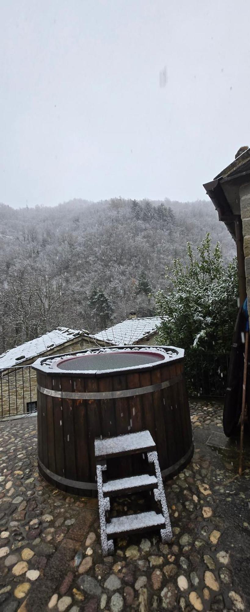 Borgo Corniola B&B Naturista 马拉迪 外观 照片